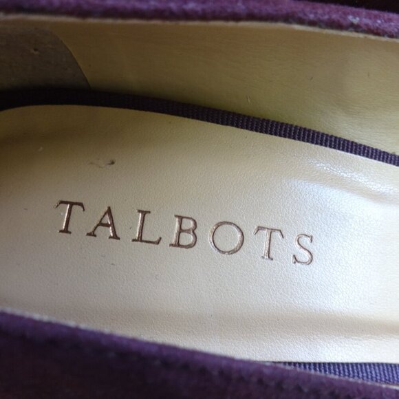 Talbots women's size 9&1/2M, Burgundy suede leather chunky heel shoes, round toe - Picture 3 of 16
